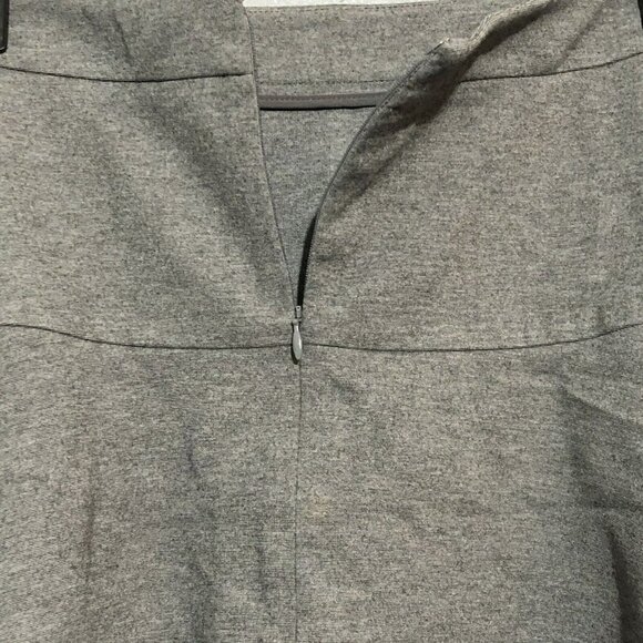 Banana Republic Mini Skirt Size 2 Gray Casual Workwear Stretch Full Swing Ruffle - Picture 6 of 10